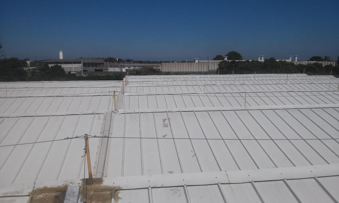 Revisão e Modernização Completa de Cobertura Metálica