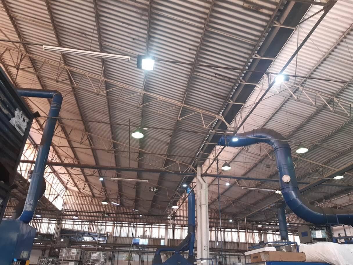 Vedação de Domos e Lanternins em Cobertura Industrial
